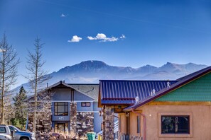 Exterior - New! Mountain Views, Walk to Eat-Shop, Garage, 3BR (Woodland Park)