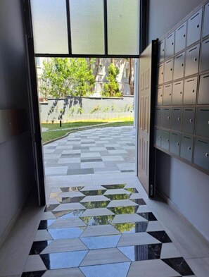 Interior - New modern apartment 5 minutes to cable car  (Tirana)