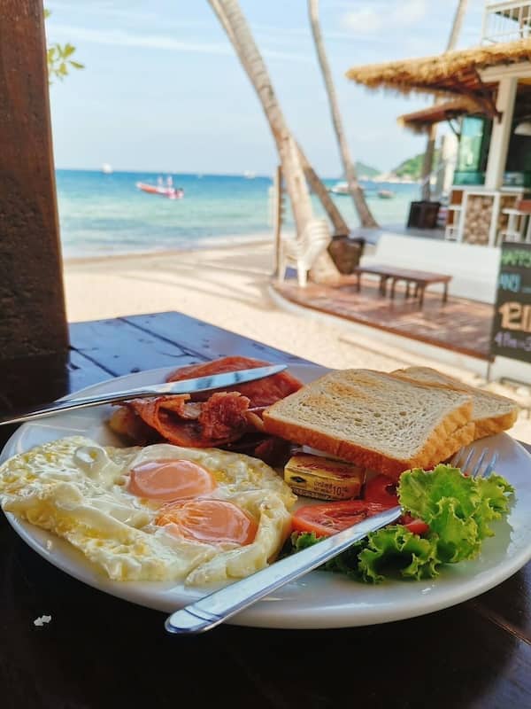 Colazione a buffet, servita tutte le mattine (199 THB a persona)
