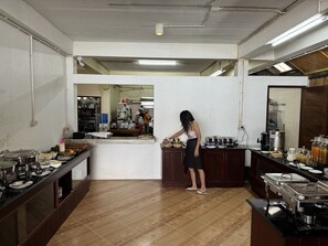 Daily buffet breakfast (THB 199 per person)