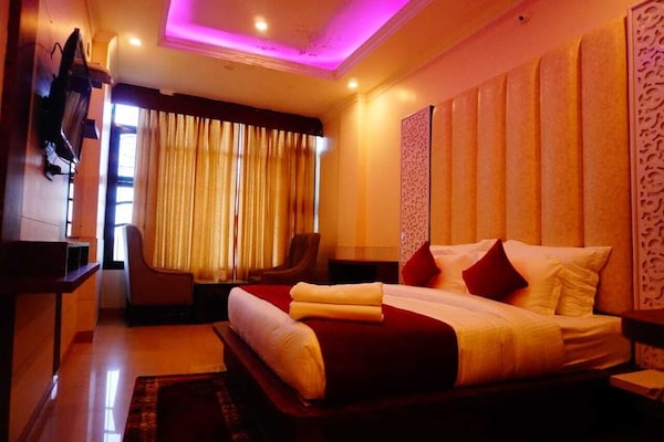 Hotel Grand Hill - Dharamshala