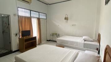 Phòng Premium | Bàn, truy cập Internet không dây miễn phí