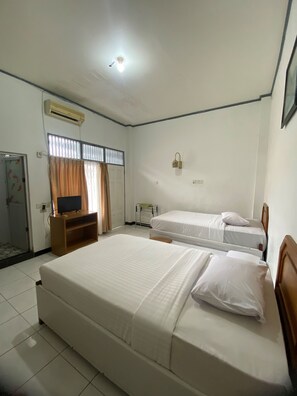 Premium Room | Desk, free WiFi - AsiaHotel (Bukittinggi)