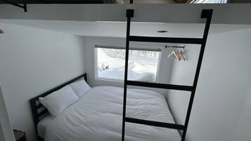 Design Cabin | Free WiFi, bed sheets