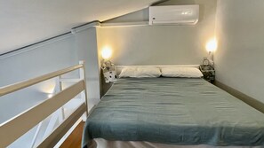 Iron/ironing board, free WiFi, bed sheets - ARGONAVIS 317 (Estartit)