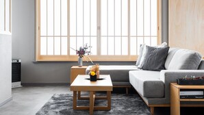 Ảnh chưa phân loại, 2 trong số 82 ảnh, nút