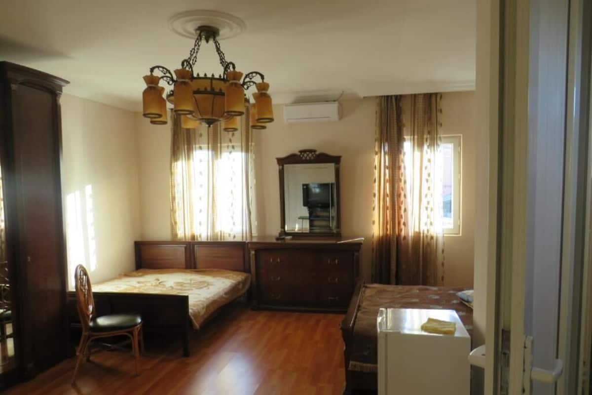 Habitación familiar | Tabla de planchar con plancha y wifi gratis