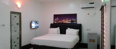 1 habitación y ropa de cama