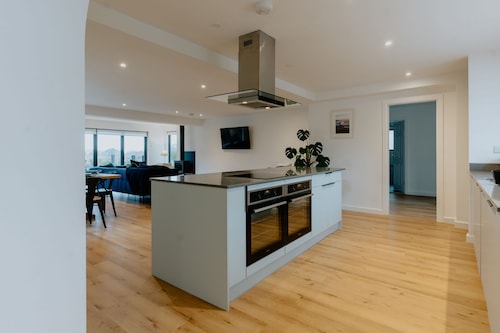 Number 8  -  a house  that sleeps 8 guests  in 4 bedrooms