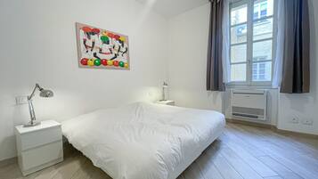 1 habitación, tabla de planchar con plancha y wifi gratis