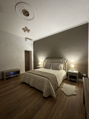 2 dormitorios, tabla de planchar con plancha, wifi y ropa de cama