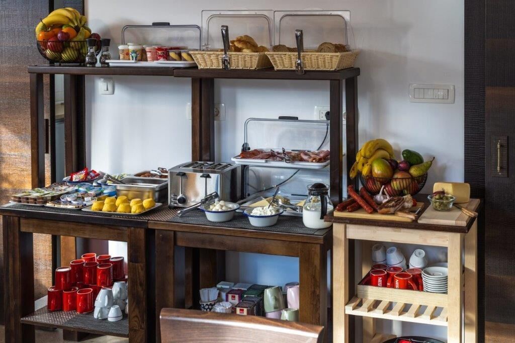 Daily buffet breakfast (EUR 17 per person)