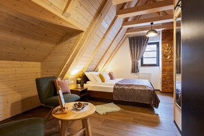 Deluxe Double Room, Mountain View | Premium bedding, down comforters, desk, soundproofing - B&B Plitvice Queen (Plitvicka Jezera)