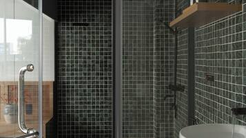 Premium Room | Bathroom | Bidet, soap, shampoo, toilet paper