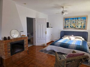 6 bedrooms, in-room safe, iron/ironing board, travel cot - Don Miguel La Palma - Private paradise for 9-12 persons (El Paso)