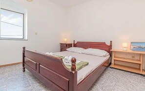 1 quarto, ferros/tábuas de passar roupa, Wi-Fi, roupa de cama