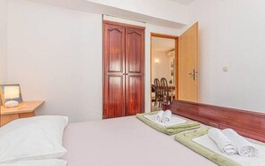 1 Schlafzimmer, WLAN, Bettwäsche