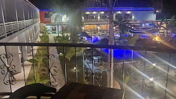 3 outdoor pools, open 8:00 AM to 11:00 AM, pool umbrellas, pool loungers