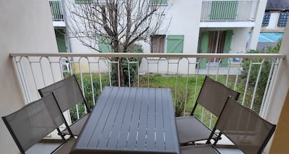 T2 Balcon Dans Résidence Avec Piscine D80
