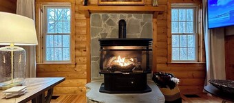 Appalachian Lookout RRG | Hot Tub | Wifi