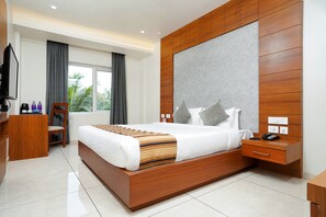 Habitación Deluxe doble | Tabla de planchar con plancha y wifi gratis