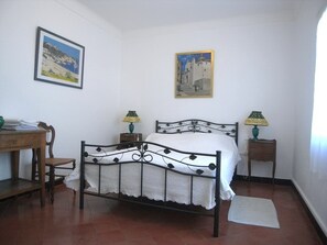 4 bedrooms