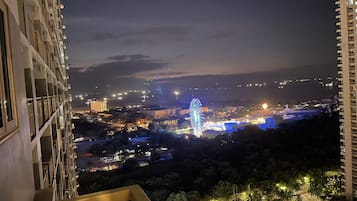 Premium Condo, 2 Bedrooms, Non Smoking, Bay View | View from room