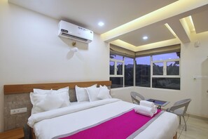 高級客房 | 書桌、筆電工作空間、免費無線上網