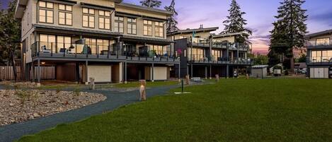 المنشأة من الخارج