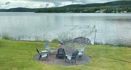 On Long Lake with Direct Access to Trails-L & R Lakeside Rentals