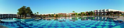 SUNRISE Crystal Bay Resort - Posh Club