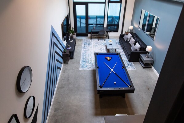 Games room - ꕥHeart of DTSAꕥPool Tableꕥ98 WlkscrꕥACꕥBalconyꕥGYMꕥ (Santa Ana)