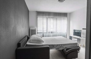 Desk, free WiFi, bed sheets