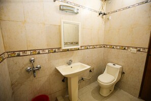 Shower, towels, soap, shampoo