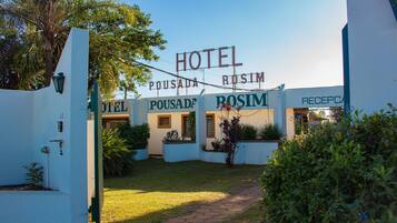 واجهة المنشأة