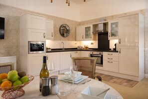 Fridge, microwave, oven, dishwasher - The Bothy At Dryburgh - sleeping 2 guests in 1 bedrooms (St. Boswells)
