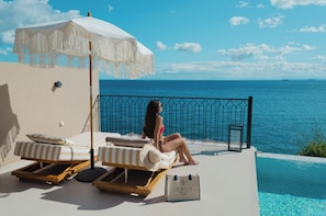 Seasonal outdoor pool - Sewelo Suites (Zakynthos)