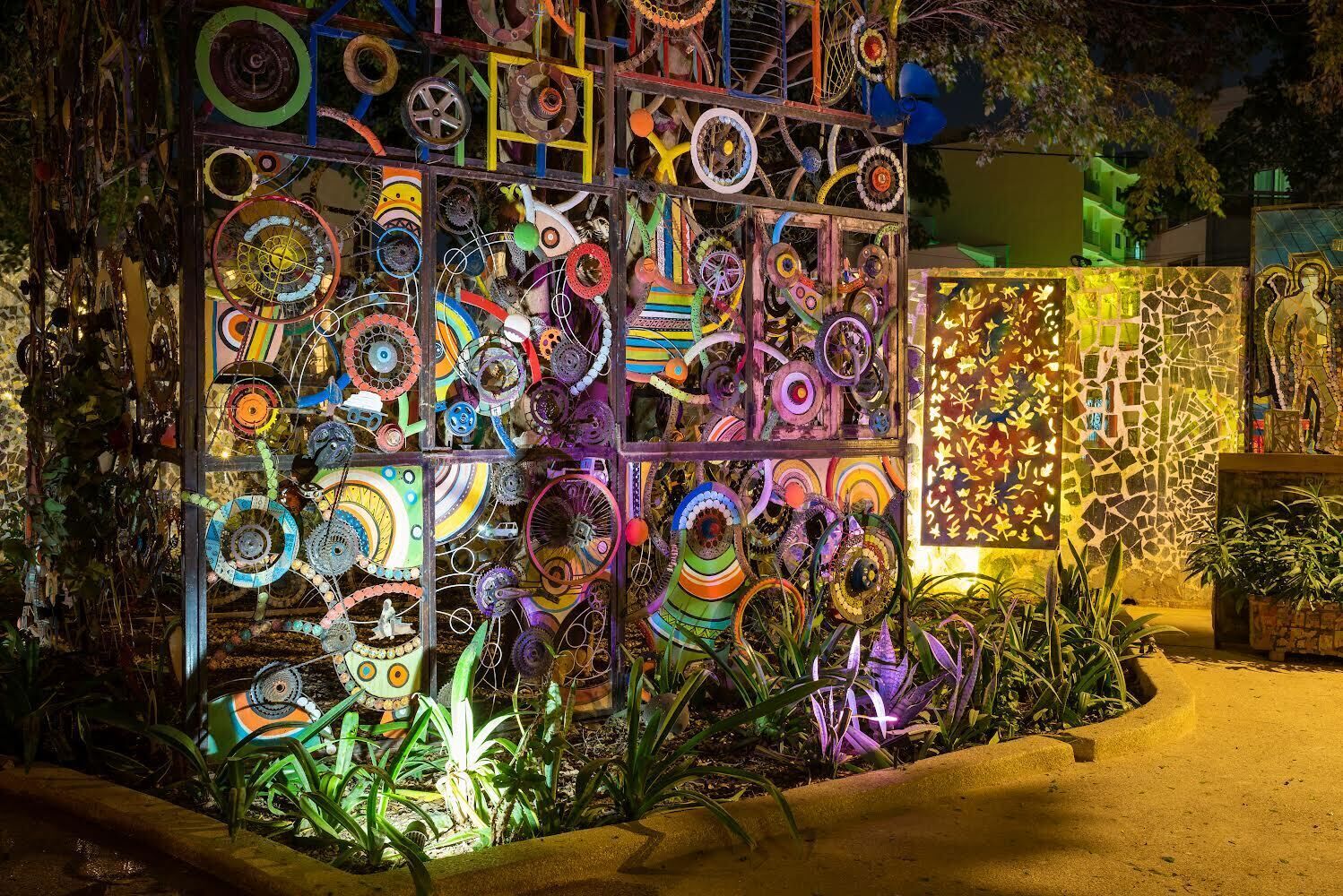Foto - Loman Art House