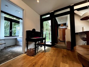 Apartment, 2 Schlafzimmer, Terrasse, Gartenblick | Innenbereich