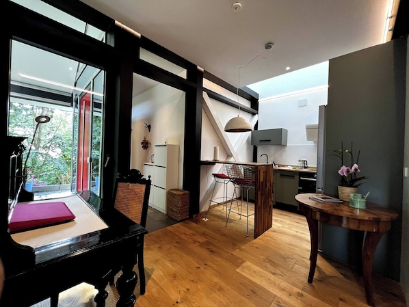 Interior - New Exclusive 2 Bedroom Apartment Hamburg (Hamburg)