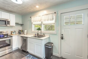 Fridge, microwave, oven, stovetop - Cozy Coastal Cottage minutes from beaches of St George Island (Eastpoint)