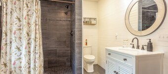 Cozy Coastal Cottage minutes from beaches of St George Island