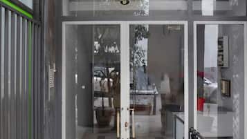 Entrada de la propiedad