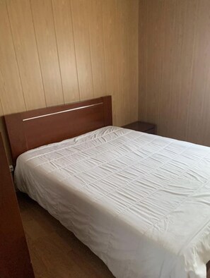 3 bedrooms, iron/ironing board, WiFi, bed sheets - É uma Casa Particular, Isolada, Inserida Numa Aldeia do Norte de Portugal (Viana do Castelo)