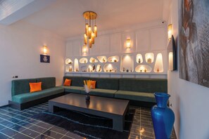 Lobby sitting area - RIAD L'ECOLE (Marrakech)