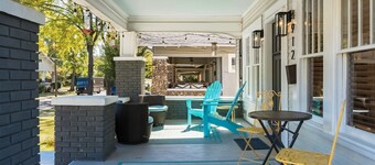 Getaway to Crestwood Cottage!