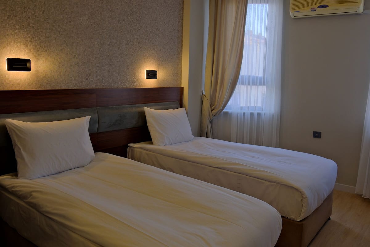 Standaard Twin kamer | Luxe beddengoed, donzen dekbedden, geluiddichte muren