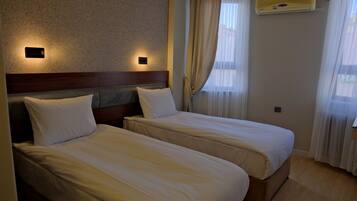 Standard Twin Room | Premium bedding, down comforters, soundproofing
