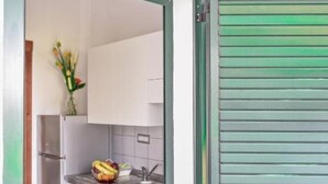 Private kitchen - SuNenneri beach apartment studio 2 (Torre di Bari)