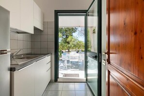 Private kitchen - SuNenneri beach apartment studio 2 (Torre di Bari)